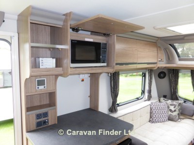 Coachman VIP 460 2015 Caravan Photo